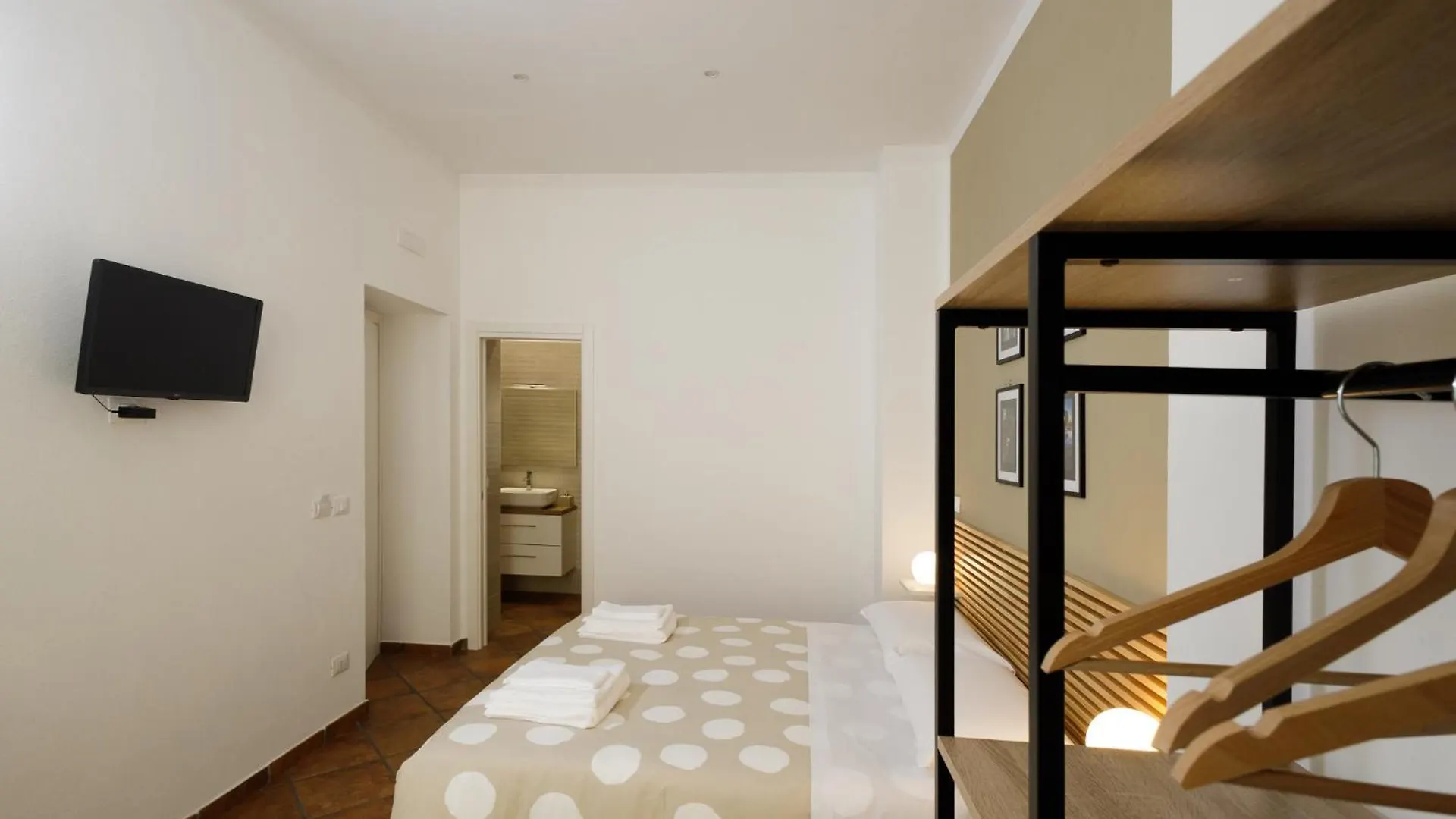 Bed & Breakfast Frankie Sweet Home Naples Italy